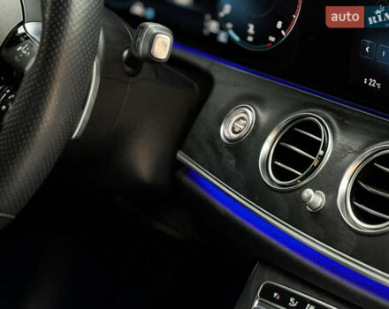 Черный Мерседес Е-Класс, объемом двигателя 2 л и пробегом 78 тыс. км за 50000 $, фото 63 на Automoto.ua