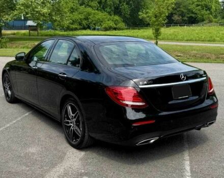 Черный Мерседес Е-Класс, объемом двигателя 3 л и пробегом 34 тыс. км за 14300 $, фото 1 на Automoto.ua