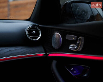 Чорний Мерседес Е-Клас, об'ємом двигуна 2 л та пробігом 94 тис. км за 45000 $, фото 18 на Automoto.ua