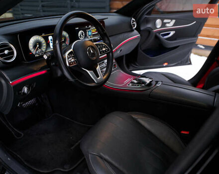 Чорний Мерседес Е-Клас, об'ємом двигуна 2 л та пробігом 94 тис. км за 45000 $, фото 22 на Automoto.ua