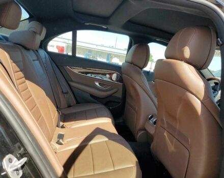 Черный Мерседес Е-Класс, объемом двигателя 0 л и пробегом 107 тыс. км за 7100 $, фото 9 на Automoto.ua