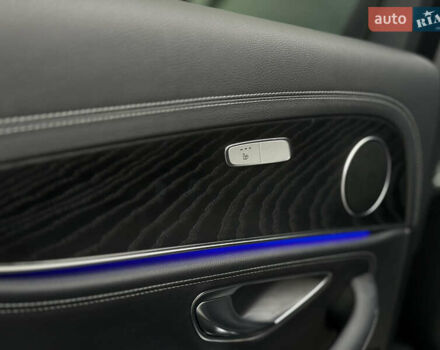 Черный Мерседес Е-Класс, объемом двигателя 2 л и пробегом 78 тыс. км за 50000 $, фото 54 на Automoto.ua