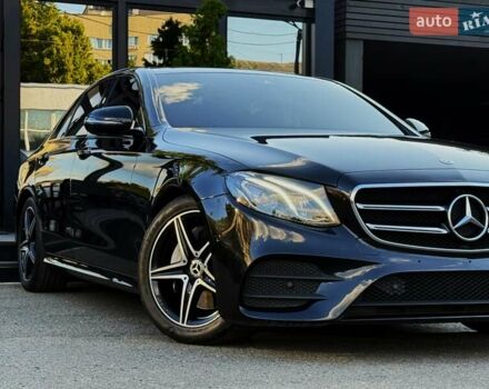 Черный Мерседес Е-Класс, объемом двигателя 1.95 л и пробегом 105 тыс. км за 38900 $, фото 12 на Automoto.ua