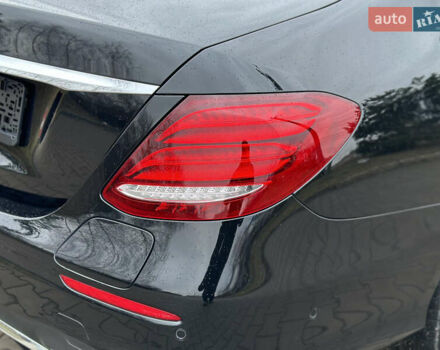 Чорний Мерседес Е-Клас, об'ємом двигуна 1.95 л та пробігом 112 тис. км за 38400 $, фото 12 на Automoto.ua