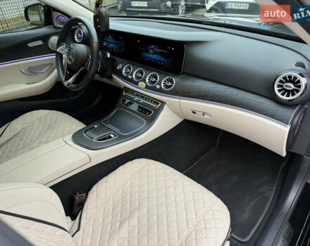 Чорний Мерседес Е-Клас, об'ємом двигуна 2 л та пробігом 99 тис. км за 49500 $, фото 9 на Automoto.ua