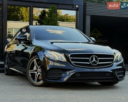 Черный Мерседес Е-Класс, объемом двигателя 1.95 л и пробегом 105 тыс. км за 38900 $, фото 7 на Automoto.ua