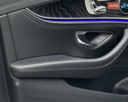 Черный Мерседес Е-Класс, объемом двигателя 2 л и пробегом 78 тыс. км за 50000 $, фото 37 на Automoto.ua