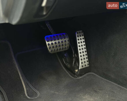 Черный Мерседес Е-Класс, объемом двигателя 2 л и пробегом 78 тыс. км за 50000 $, фото 48 на Automoto.ua