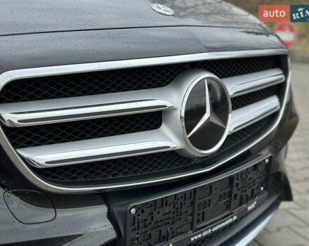 Чорний Мерседес Е-Клас, об'ємом двигуна 1.95 л та пробігом 112 тис. км за 38400 $, фото 7 на Automoto.ua