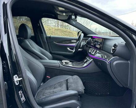 Чорний Мерседес Е-Клас, об'ємом двигуна 1.95 л та пробігом 112 тис. км за 38400 $, фото 47 на Automoto.ua