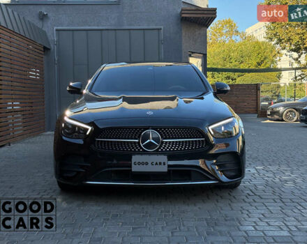 Черный Мерседес Е-Класс, объемом двигателя 1.99 л и пробегом 54 тыс. км за 50000 $, фото 1 на Automoto.ua