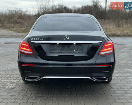 Чорний Мерседес Е-Клас, об'ємом двигуна 1.95 л та пробігом 112 тис. км за 38400 $, фото 15 на Automoto.ua