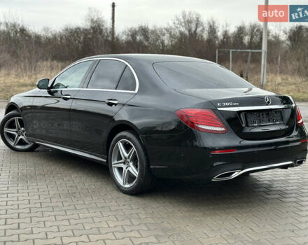 Чорний Мерседес Е-Клас, об'ємом двигуна 1.95 л та пробігом 112 тис. км за 38400 $, фото 8 на Automoto.ua