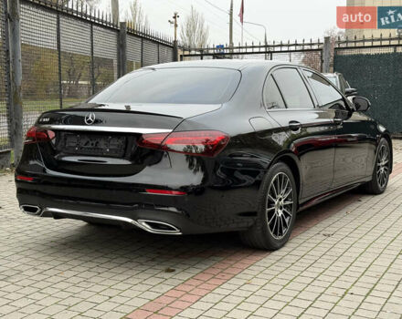 Чорний Мерседес Е-Клас, об'ємом двигуна 2 л та пробігом 99 тис. км за 49500 $, фото 5 на Automoto.ua
