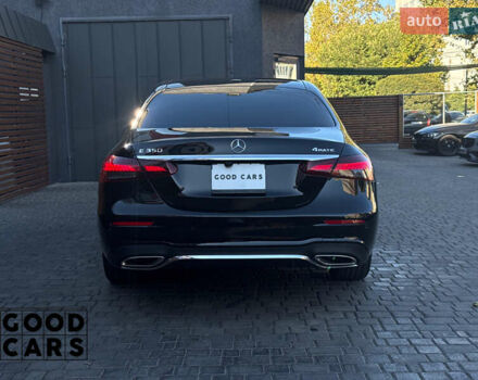 Черный Мерседес Е-Класс, объемом двигателя 1.99 л и пробегом 54 тыс. км за 50000 $, фото 5 на Automoto.ua