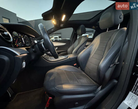 Черный Мерседес Е-Класс, объемом двигателя 1.95 л и пробегом 70 тыс. км за 66500 $, фото 93 на Automoto.ua