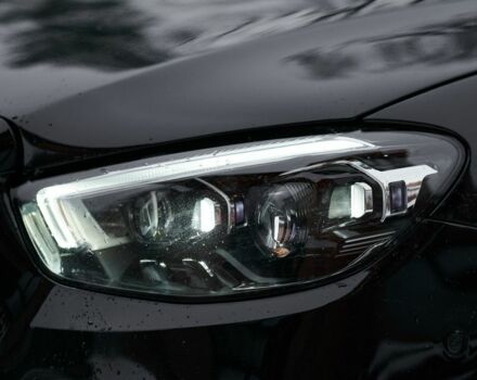 Черный Мерседес Е-Класс, объемом двигателя 2 л и пробегом 64 тыс. км за 45000 $, фото 2 на Automoto.ua