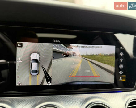 Черный Мерседес Е-Класс, объемом двигателя 4 л и пробегом 47 тыс. км за 120000 $, фото 37 на Automoto.ua