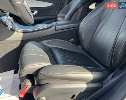 Черный Мерседес Е-Класс, объемом двигателя 2.93 л и пробегом 153 тыс. км за 51999 $, фото 63 на Automoto.ua