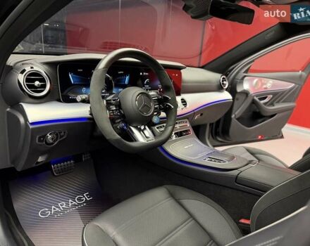 Черный Мерседес Е-Класс, объемом двигателя 4 л и пробегом 47 тыс. км за 113900 $, фото 29 на Automoto.ua