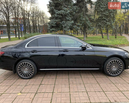 Черный Мерседес Е-Класс, объемом двигателя 2 л и пробегом 71 тыс. км за 53700 $, фото 18 на Automoto.ua