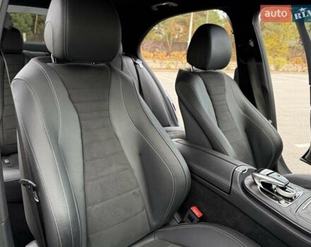 Чорний Мерседес Е-Клас, об'ємом двигуна 1.95 л та пробігом 44 тис. км за 55500 $, фото 46 на Automoto.ua