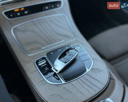 Черный Мерседес Е-Класс, объемом двигателя 2 л и пробегом 107 тыс. км за 45500 $, фото 42 на Automoto.ua