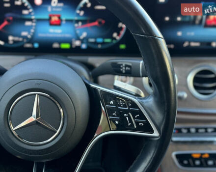 Черный Мерседес Е-Класс, объемом двигателя 2 л и пробегом 107 тыс. км за 45500 $, фото 37 на Automoto.ua