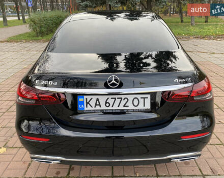 Черный Мерседес Е-Класс, объемом двигателя 2 л и пробегом 71 тыс. км за 53700 $, фото 22 на Automoto.ua