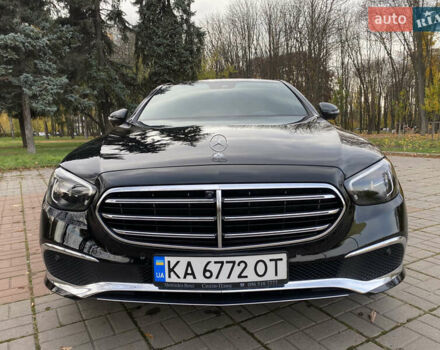 Черный Мерседес Е-Класс, объемом двигателя 2 л и пробегом 71 тыс. км за 53700 $, фото 13 на Automoto.ua