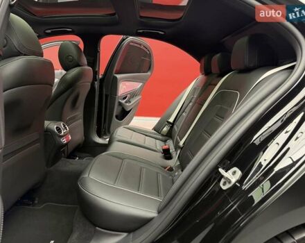 Черный Мерседес Е-Класс, объемом двигателя 4 л и пробегом 47 тыс. км за 113900 $, фото 41 на Automoto.ua