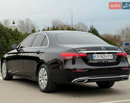 Чорний Мерседес Е-Клас, об'ємом двигуна 1.95 л та пробігом 40 тис. км за 43900 $, фото 5 на Automoto.ua