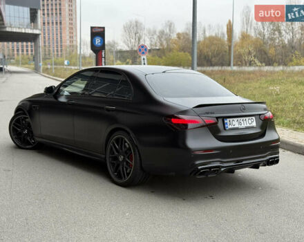 Черный Мерседес Е-Класс, объемом двигателя 4 л и пробегом 47 тыс. км за 120000 $, фото 12 на Automoto.ua