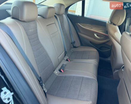 Черный Мерседес Е-Класс, объемом двигателя 2 л и пробегом 107 тыс. км за 45500 $, фото 31 на Automoto.ua