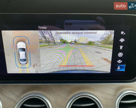 Черный Мерседес Е-Класс, объемом двигателя 2 л и пробегом 71 тыс. км за 53700 $, фото 51 на Automoto.ua