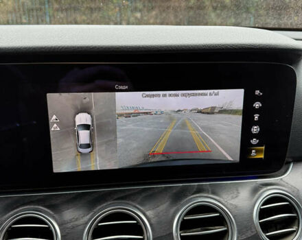 Черный Мерседес Е-Класс, объемом двигателя 2 л и пробегом 36 тыс. км за 36000 $, фото 13 на Automoto.ua