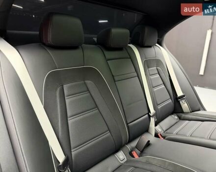 Черный Мерседес Е-Класс, объемом двигателя 4 л и пробегом 47 тыс. км за 113900 $, фото 49 на Automoto.ua