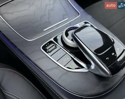 Чорний Мерседес Е-Клас, об'ємом двигуна 1.95 л та пробігом 44 тис. км за 55500 $, фото 73 на Automoto.ua