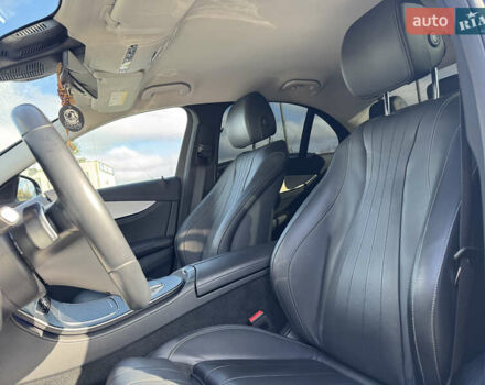 Черный Мерседес Е-Класс, объемом двигателя 2.93 л и пробегом 153 тыс. км за 51999 $, фото 62 на Automoto.ua