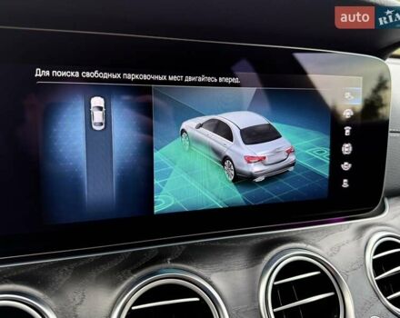 Чорний Мерседес Е-Клас, об'ємом двигуна 1.95 л та пробігом 44 тис. км за 55500 $, фото 65 на Automoto.ua