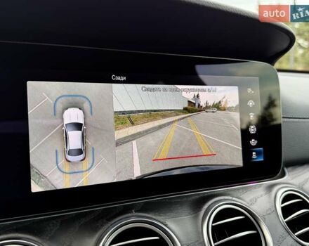 Чорний Мерседес Е-Клас, об'ємом двигуна 1.95 л та пробігом 44 тис. км за 55500 $, фото 64 на Automoto.ua