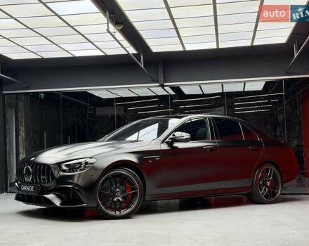 Черный Мерседес Е-Класс, объемом двигателя 4 л и пробегом 47 тыс. км за 113900 $, фото 6 на Automoto.ua