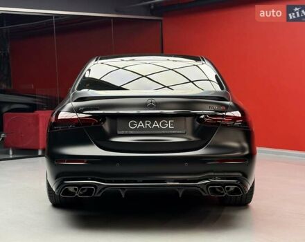Черный Мерседес Е-Класс, объемом двигателя 4 л и пробегом 47 тыс. км за 113900 $, фото 12 на Automoto.ua