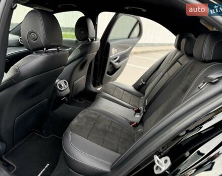 Чорний Мерседес Е-Клас, об'ємом двигуна 1.95 л та пробігом 44 тис. км за 55500 $, фото 51 на Automoto.ua