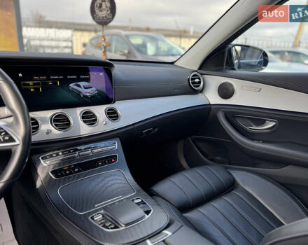 Черный Мерседес Е-Класс, объемом двигателя 2.93 л и пробегом 153 тыс. км за 51999 $, фото 50 на Automoto.ua