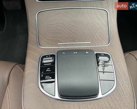 Черный Мерседес Е-Класс, объемом двигателя 2 л и пробегом 71 тыс. км за 53700 $, фото 48 на Automoto.ua