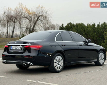 Чорний Мерседес Е-Клас, об'ємом двигуна 1.95 л та пробігом 40 тис. км за 43900 $, фото 4 на Automoto.ua