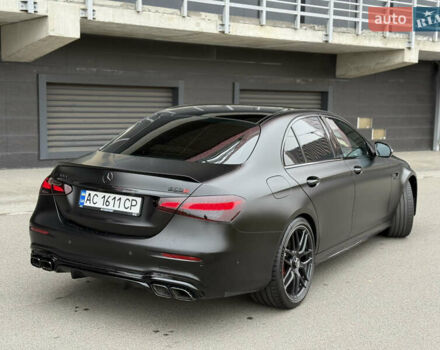 Черный Мерседес Е-Класс, объемом двигателя 4 л и пробегом 47 тыс. км за 120000 $, фото 7 на Automoto.ua