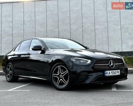 Чорний Мерседес Е-Клас, об'ємом двигуна 1.95 л та пробігом 44 тис. км за 55500 $, фото 4 на Automoto.ua