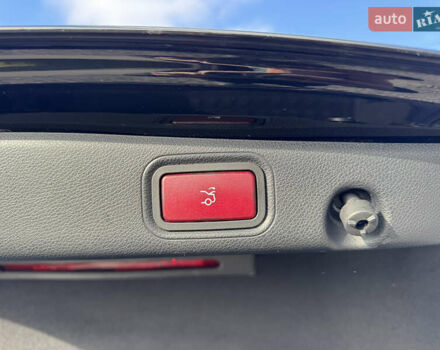 Черный Мерседес Е-Класс, объемом двигателя 2.93 л и пробегом 153 тыс. км за 51999 $, фото 56 на Automoto.ua